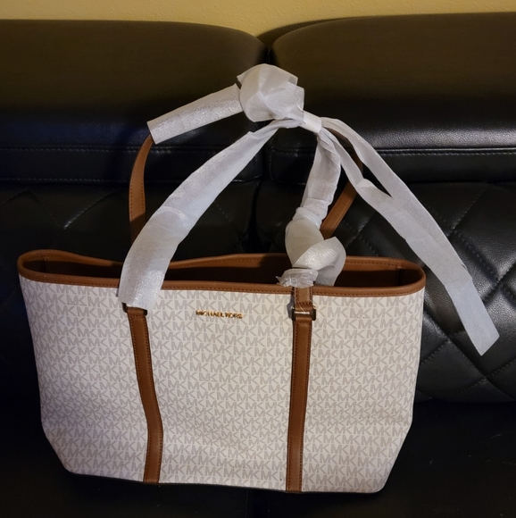 Michael Kors Sady handbag - Picture 1 of 2